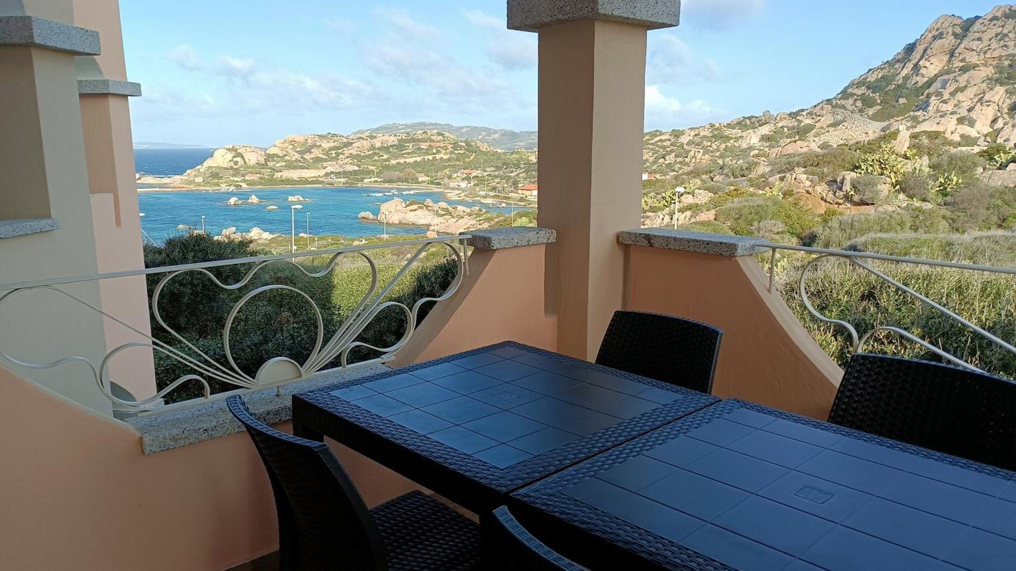Appartamento Vista Mare Punta Tegge La Maddalena  Esterno foto