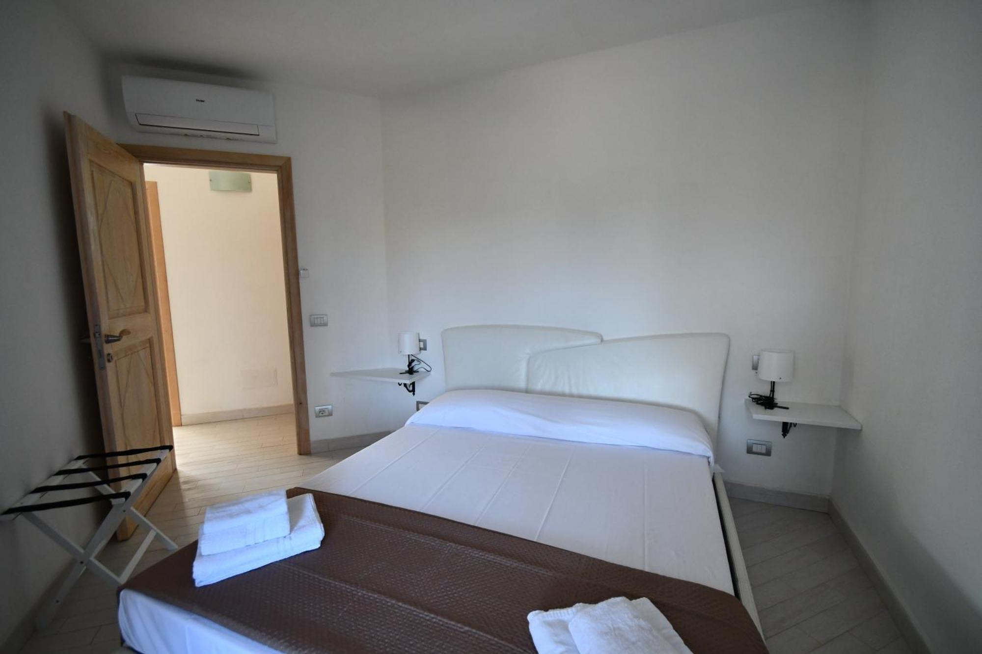 Appartamento Vista Mare Punta Tegge La Maddalena  Esterno foto
