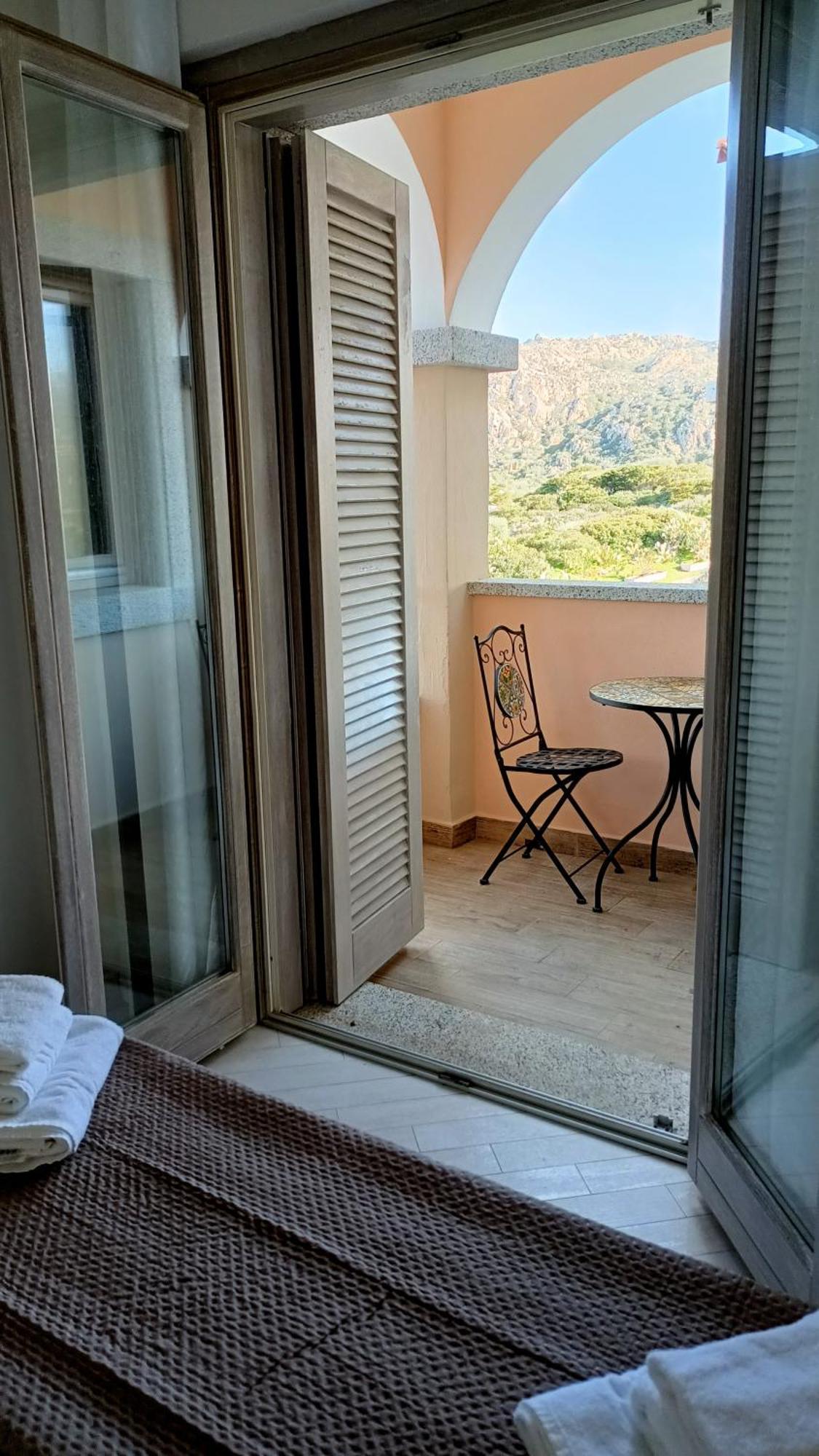 Appartamento Vista Mare Punta Tegge La Maddalena  Esterno foto